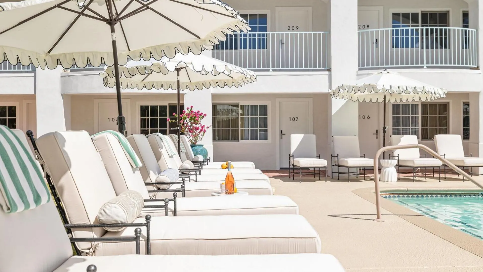 Casa Palma Hotel & Bungalows パーム・スプリングス